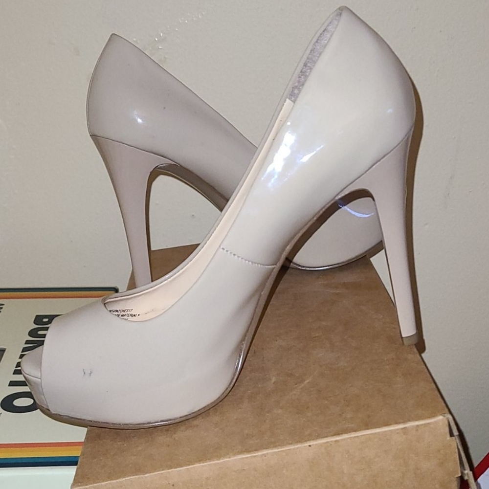 Guess platform heels